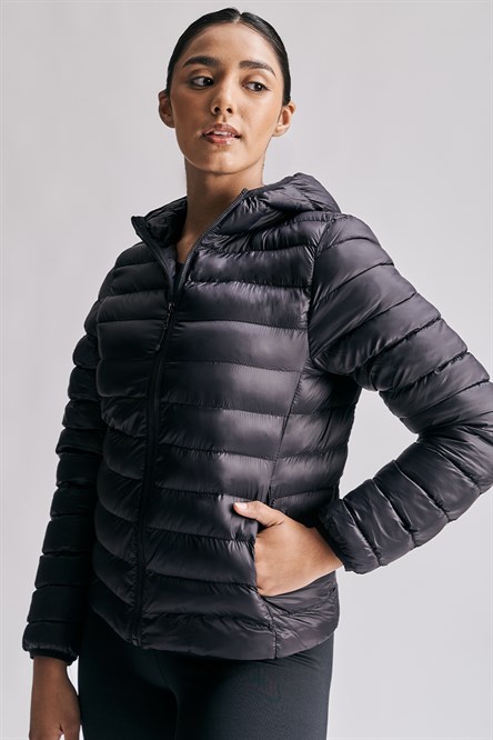 Abrigos-Vandalia-4004-Negro