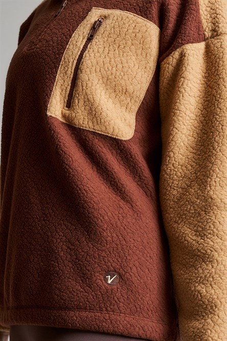Abrigos-Vandalia-3005-Chocolate SN